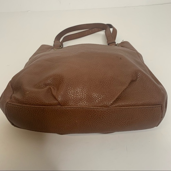 Relic by Fossil Vegan Tan Pebble Leather Blakely Hobo Tote Bag - Picture 14 of 16